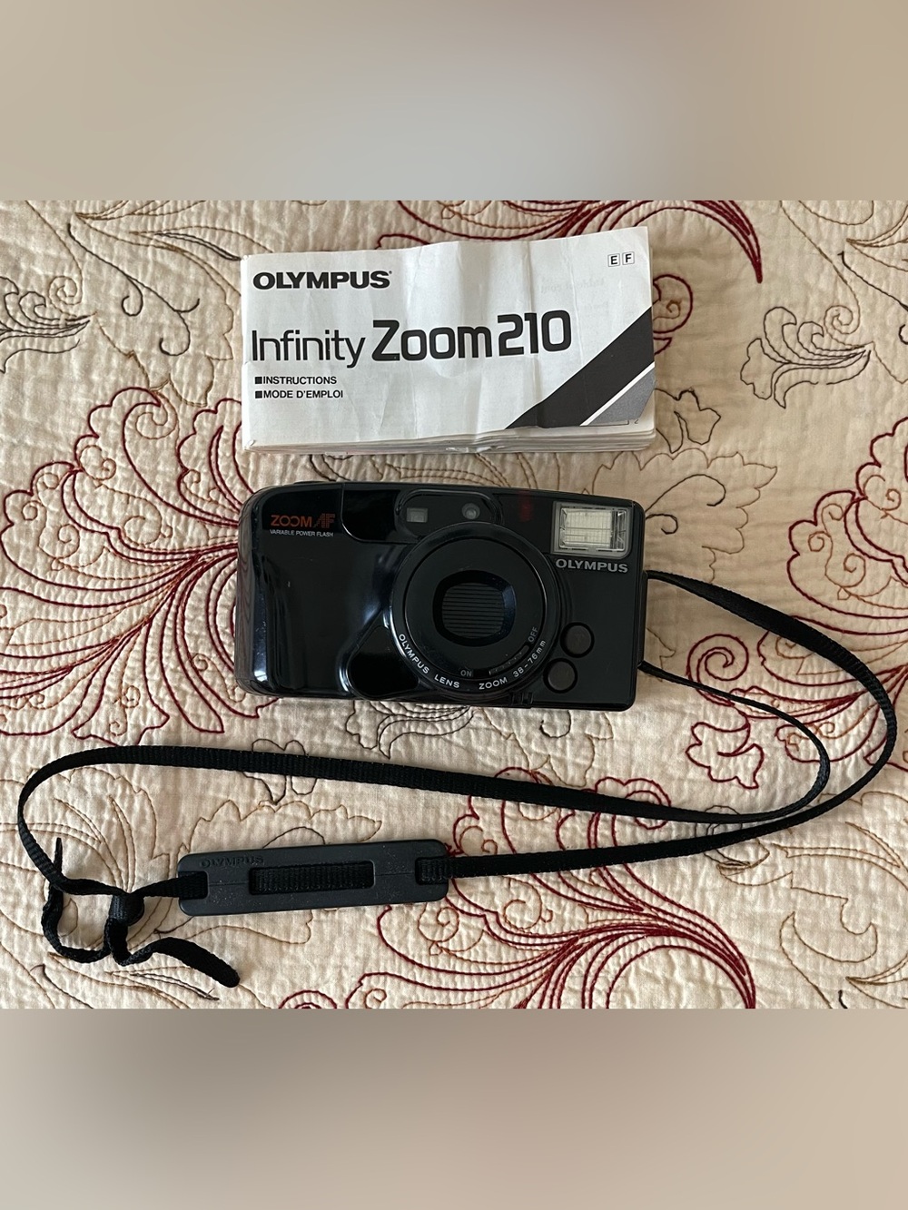 OLYMPUS Infinity Zoom 210 camera